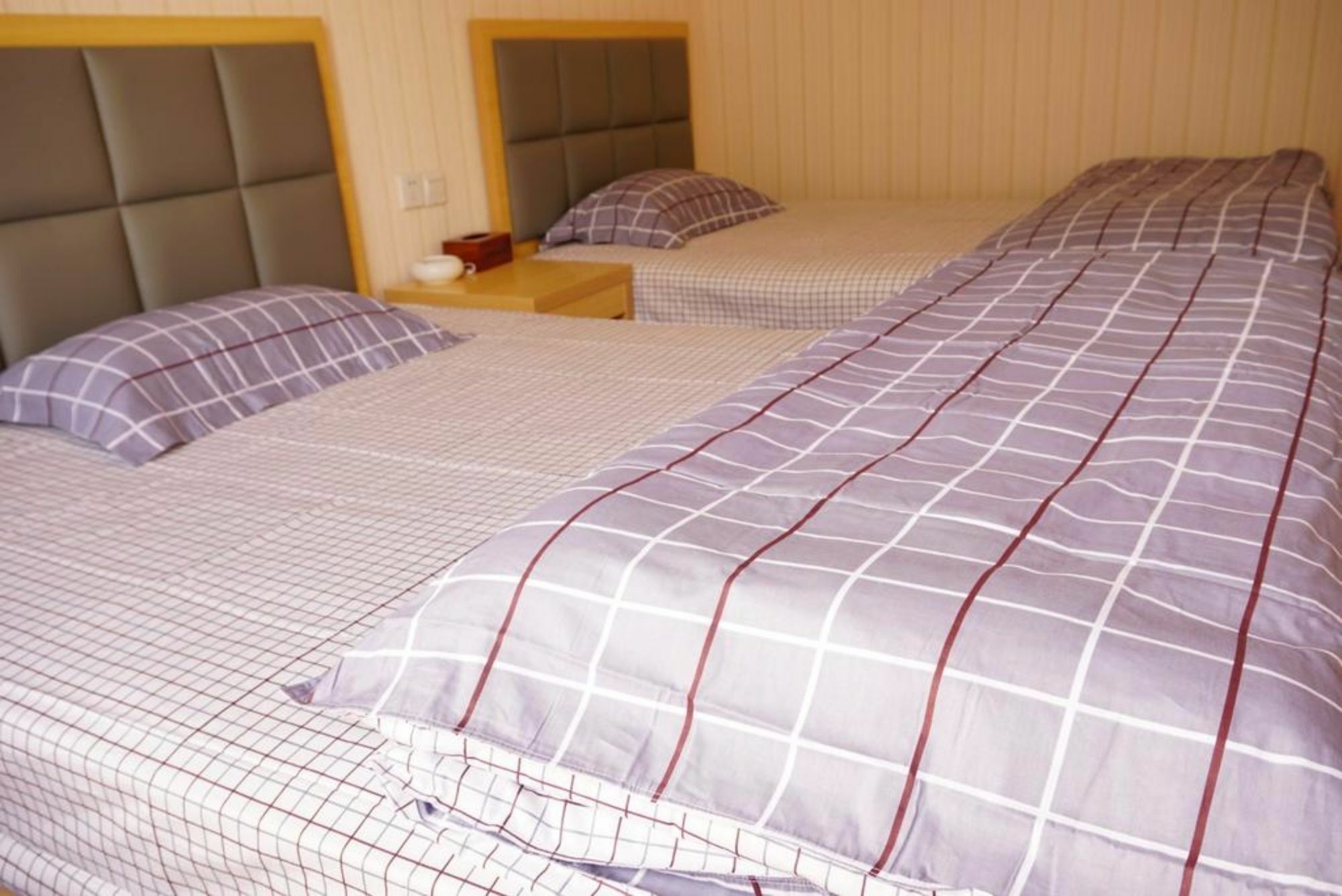 Huanlesong Youth Hostel Ухан Екстериор снимка